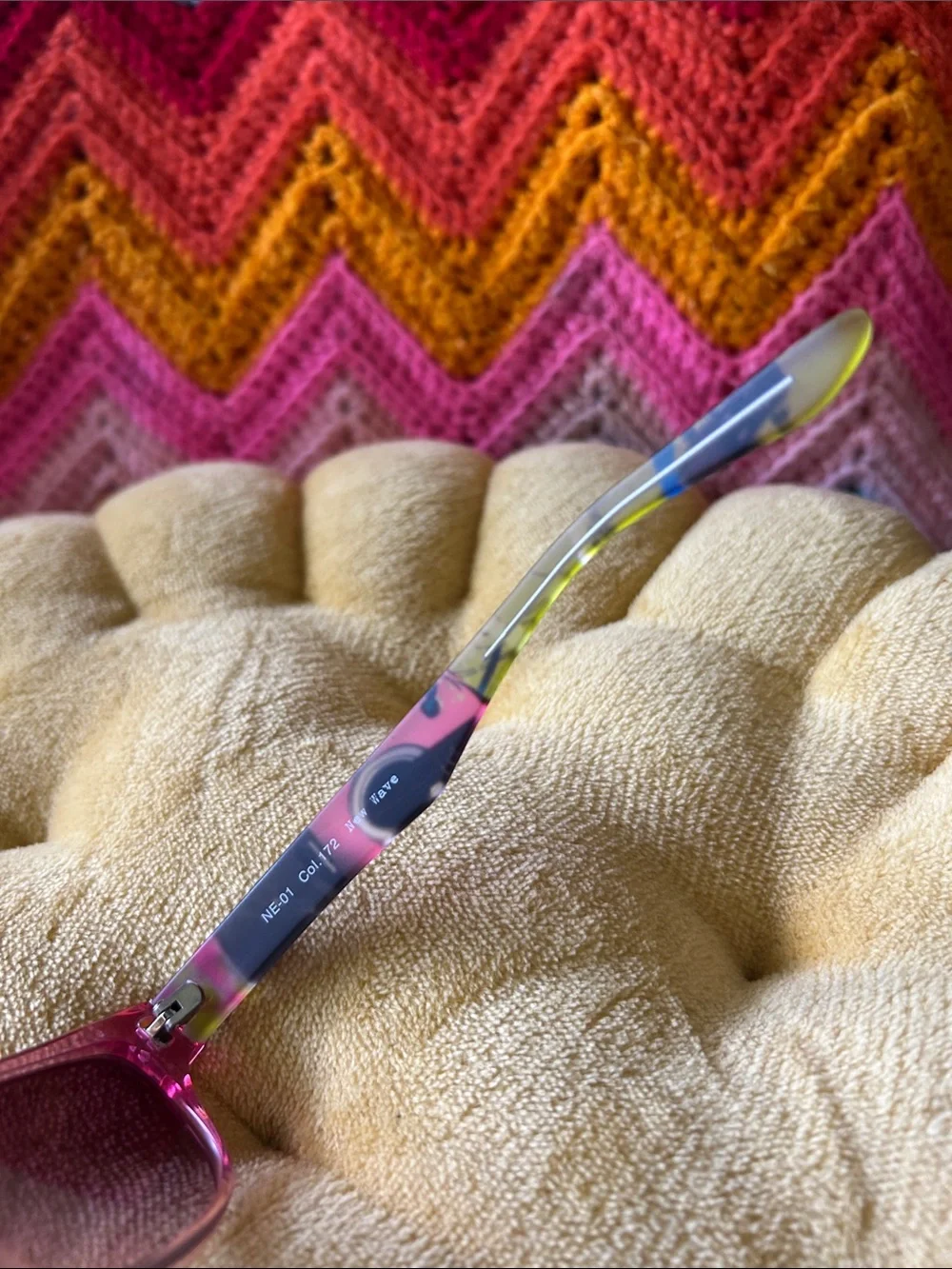 New wave transparent pink